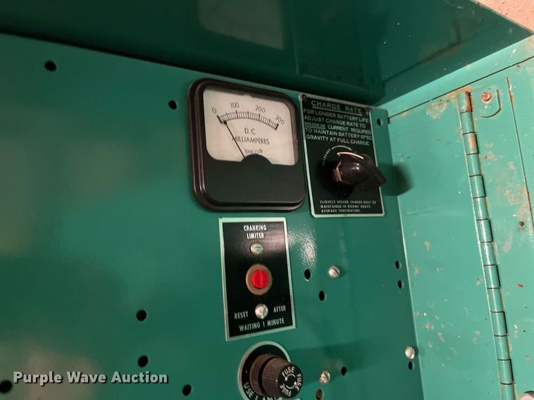 image for item MG9331 Onan TEU30-37252E  generator