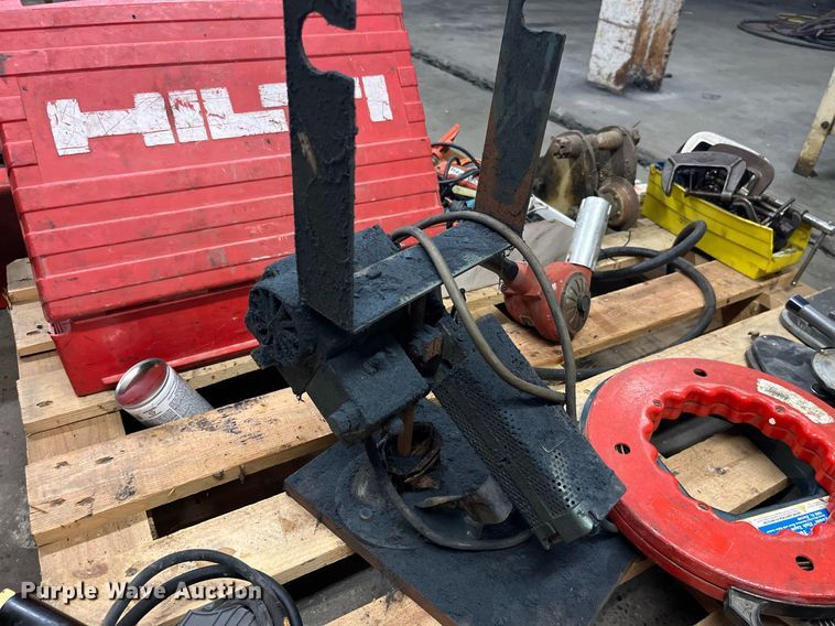 image for item MG9339 Tools