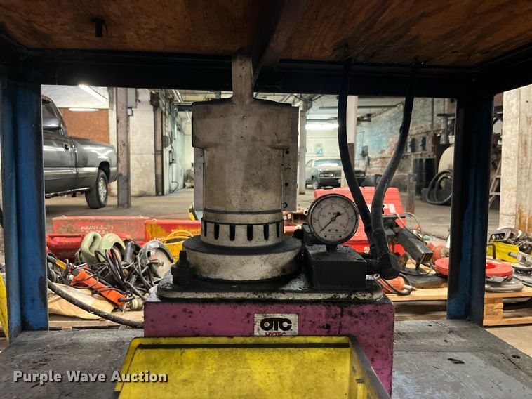 image for item MG9339 Tools