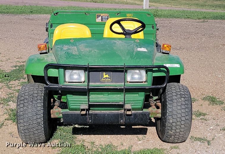 image for item ML9512 1997 John Deere Gator 4x2  utility vehicle