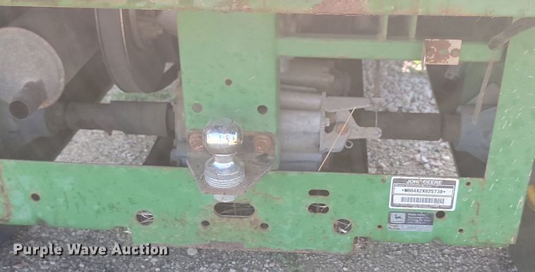 image for item ML9512 1997 John Deere Gator 4x2  utility vehicle