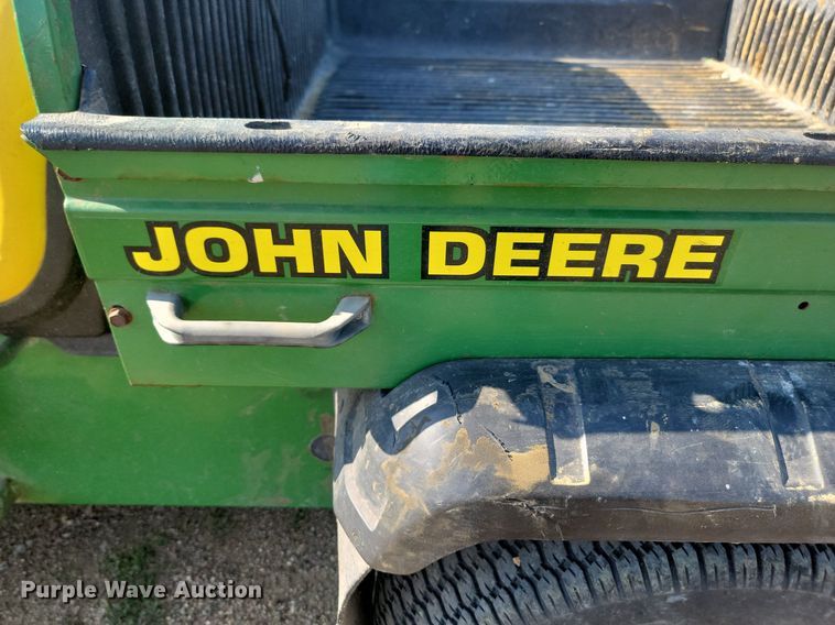 image for item ML9512 1997 John Deere Gator 4x2  utility vehicle