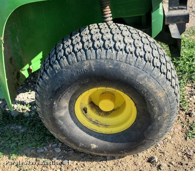 image for item ML9512 1997 John Deere Gator 4x2  utility vehicle