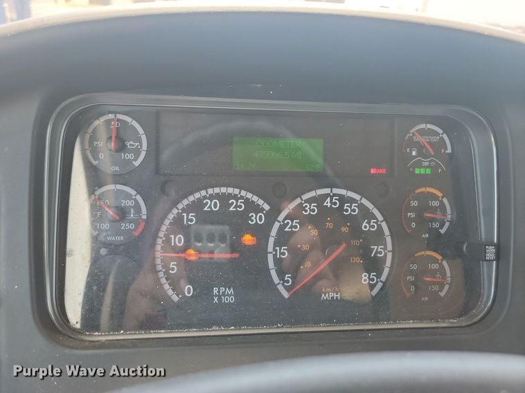 image for item ML9519 2018 Freightliner Business Class M2  box truck