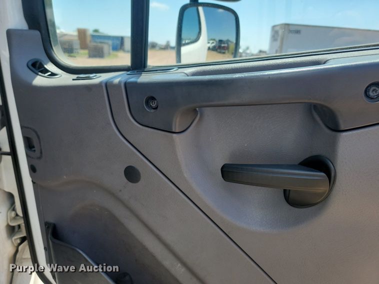 image for item ML9519 2018 Freightliner Business Class M2  box truck