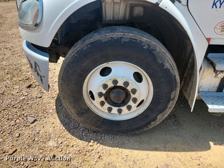 image for item ML9519 2018 Freightliner Business Class M2  box truck