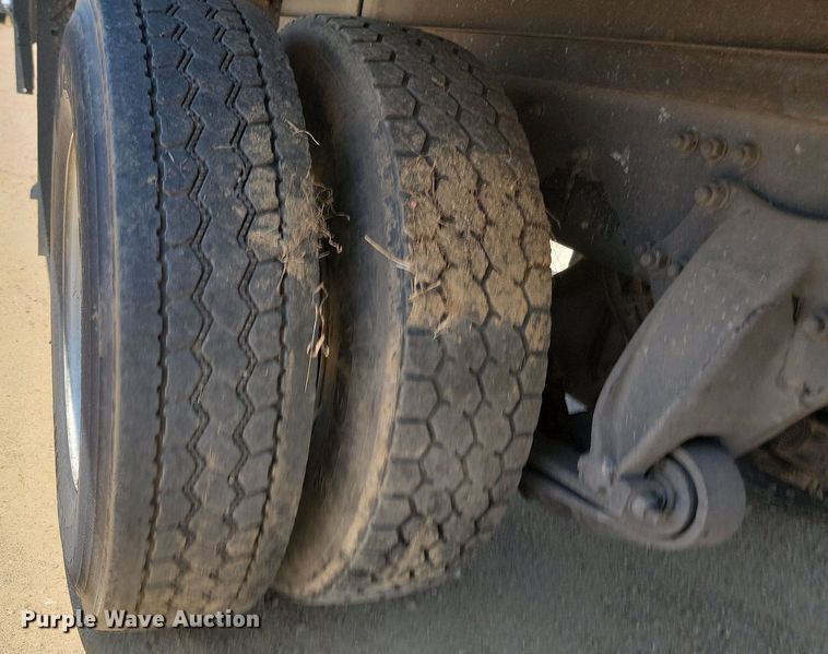 image for item ML9519 2018 Freightliner Business Class M2  box truck