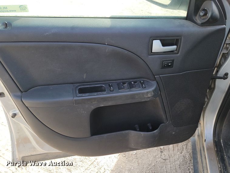 image for item ML9526 2005 Ford Five Hundred