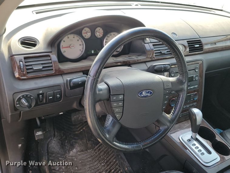 image for item ML9526 2005 Ford Five Hundred