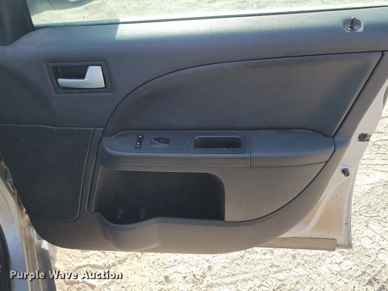 image for item ML9526 2005 Ford Five Hundred