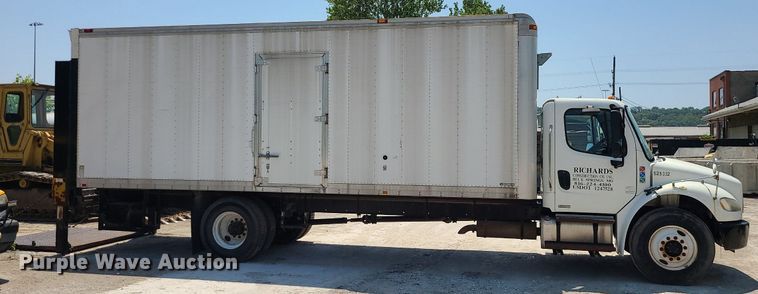 image for item MO9904 2007 Freightliner Business Class M2  box truck