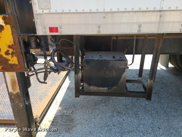 image for item MO9904 2007 Freightliner Business Class M2  box truck