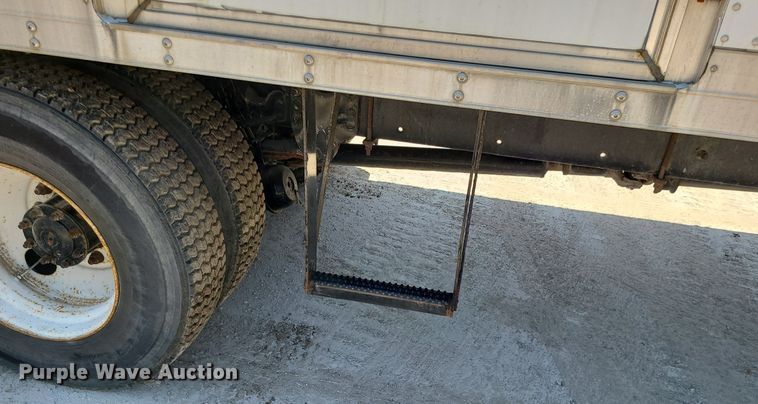 image for item MO9904 2007 Freightliner Business Class M2  box truck