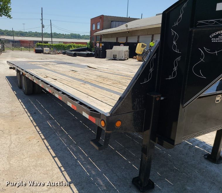image for item MO9905 2017 Load Trail Load Max  equipment trailer