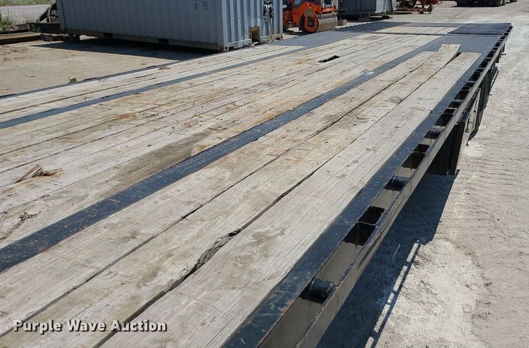 image for item MO9905 2017 Load Trail Load Max  equipment trailer