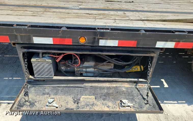 image for item MO9905 2017 Load Trail Load Max  equipment trailer