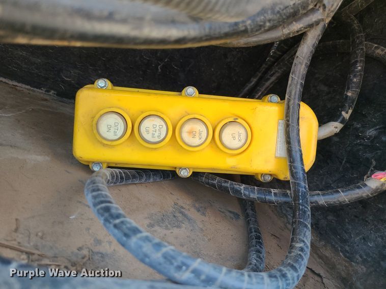 image for item MO9905 2017 Load Trail Load Max  equipment trailer