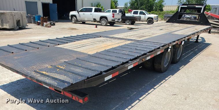 image for item MO9905 2017 Load Trail Load Max  equipment trailer