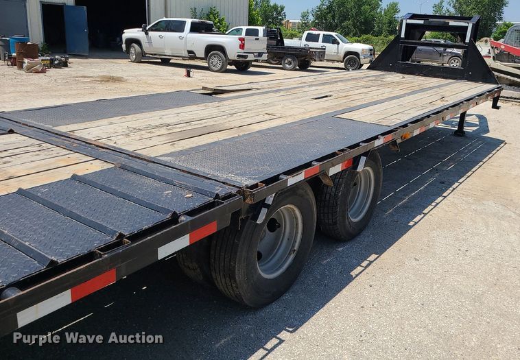 image for item MO9905 2017 Load Trail Load Max  equipment trailer