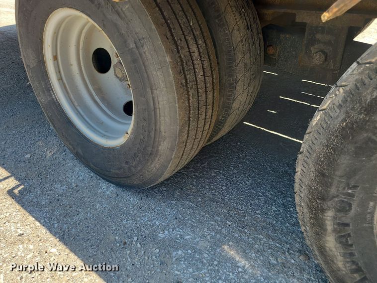 image for item MO9905 2017 Load Trail Load Max  equipment trailer