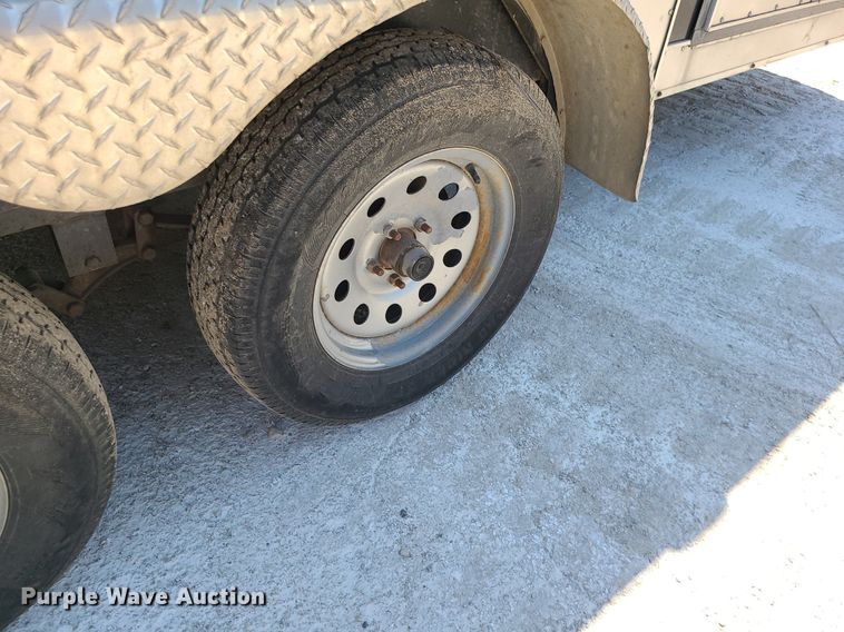 image for item MO9911 2011 Interstate  enclosed cargo trailer