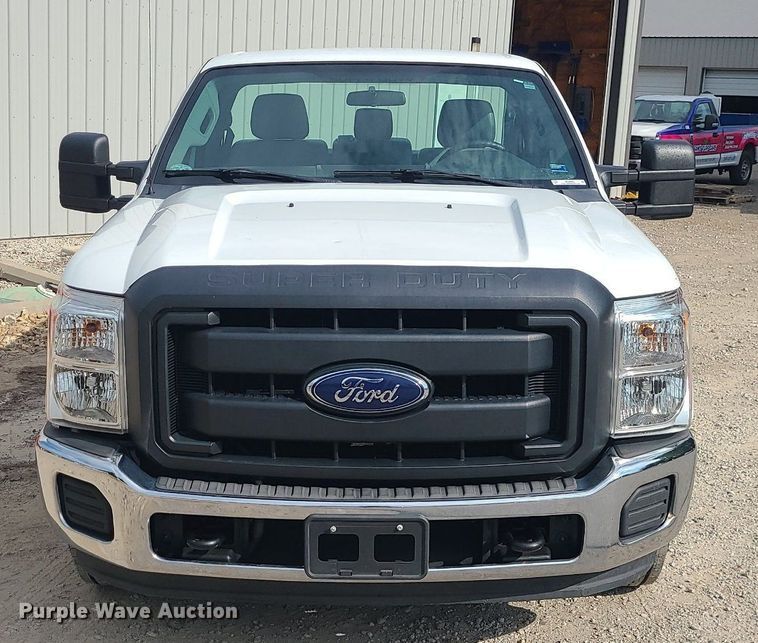 image for item MO9950 2014 Ford F350 Super Duty  pickup truck