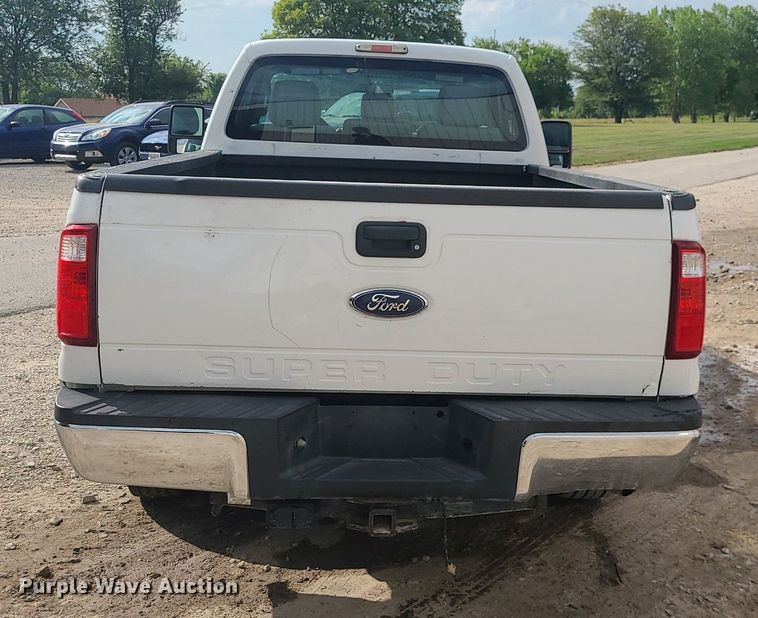 image for item MO9950 2014 Ford F350 Super Duty  pickup truck