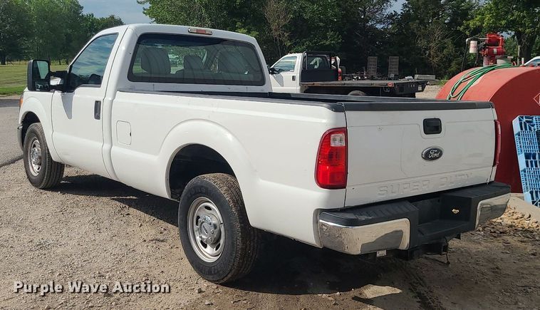 image for item MO9950 2014 Ford F350 Super Duty  pickup truck