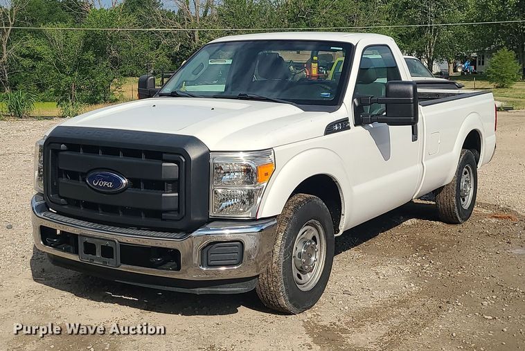 image for item MO9953 2014 Ford F350 Super Duty  pickup truck