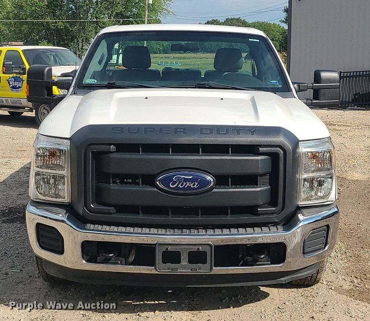 image for item MO9953 2014 Ford F350 Super Duty  pickup truck