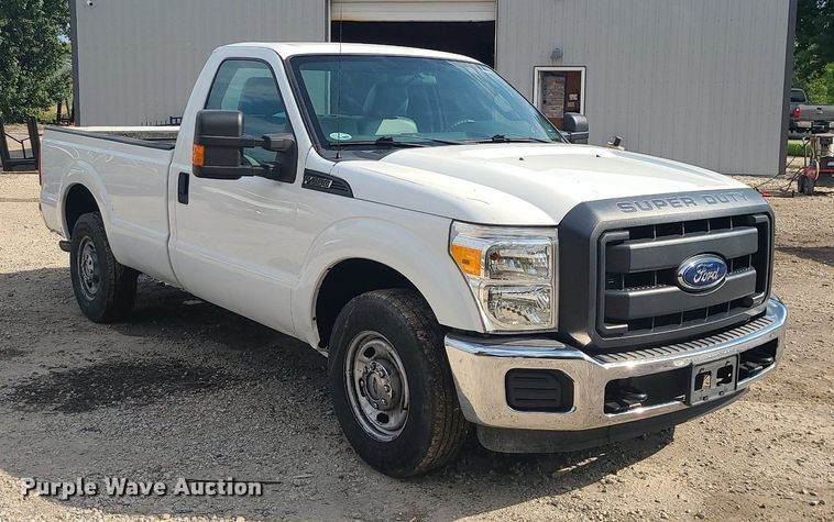 image for item MO9953 2014 Ford F350 Super Duty  pickup truck