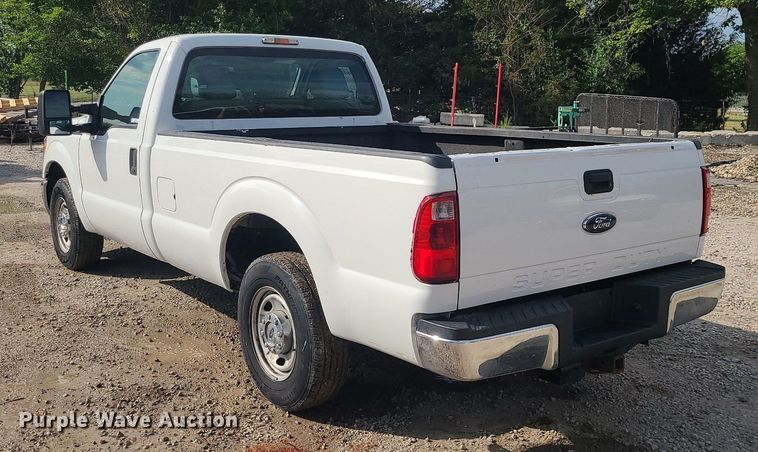 image for item MO9953 2014 Ford F350 Super Duty  pickup truck