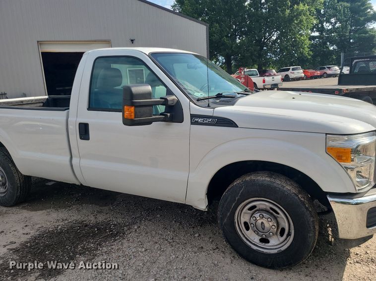 image for item MO9953 2014 Ford F350 Super Duty  pickup truck