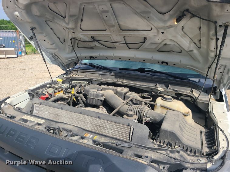 image for item MO9953 2014 Ford F350 Super Duty  pickup truck