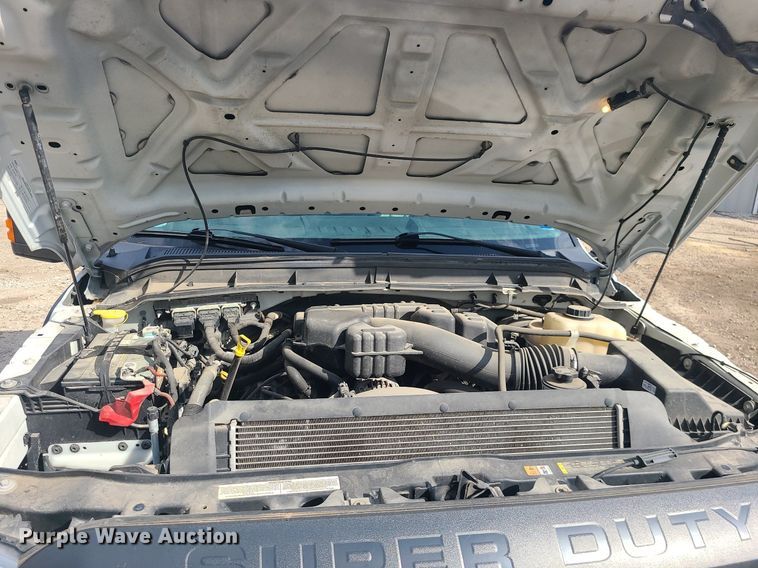 image for item MO9953 2014 Ford F350 Super Duty  pickup truck