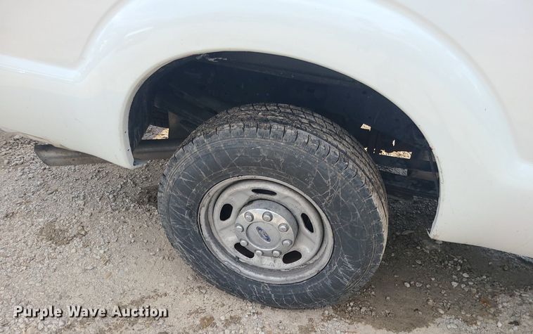 image for item MO9953 2014 Ford F350 Super Duty  pickup truck