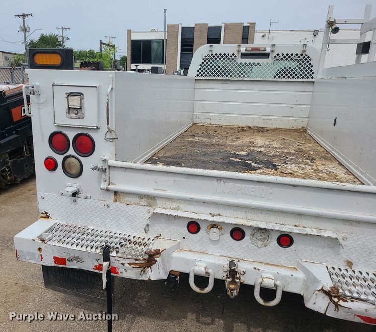 image for item MO9964 2010 Ford F550 Super Duty  utility / service truck