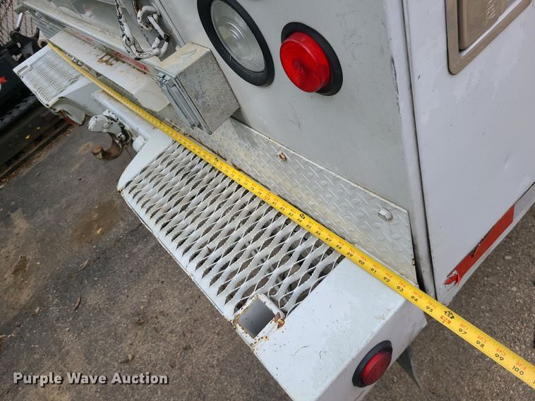 image for item MO9965 2010 Ford F550 Super Duty  utility / service truck