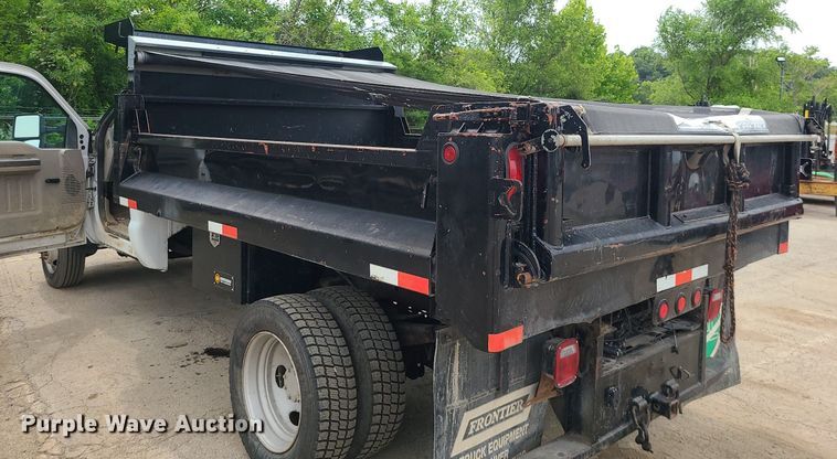 image for item MO9966 2008 Ford F550 Super Duty  dump truck