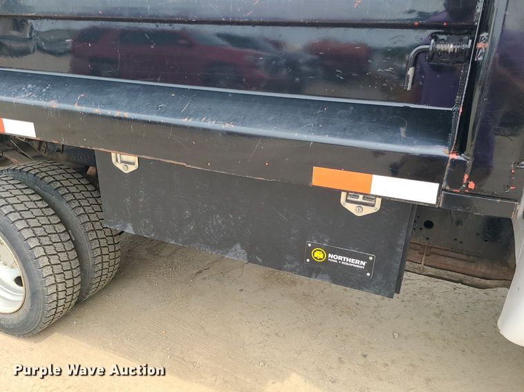 image for item MO9966 2008 Ford F550 Super Duty  dump truck