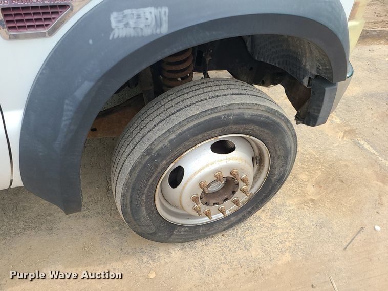 image for item MO9966 2008 Ford F550 Super Duty  dump truck