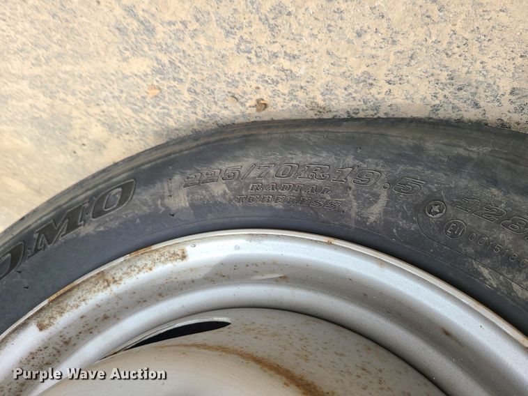 image for item MO9966 2008 Ford F550 Super Duty  dump truck