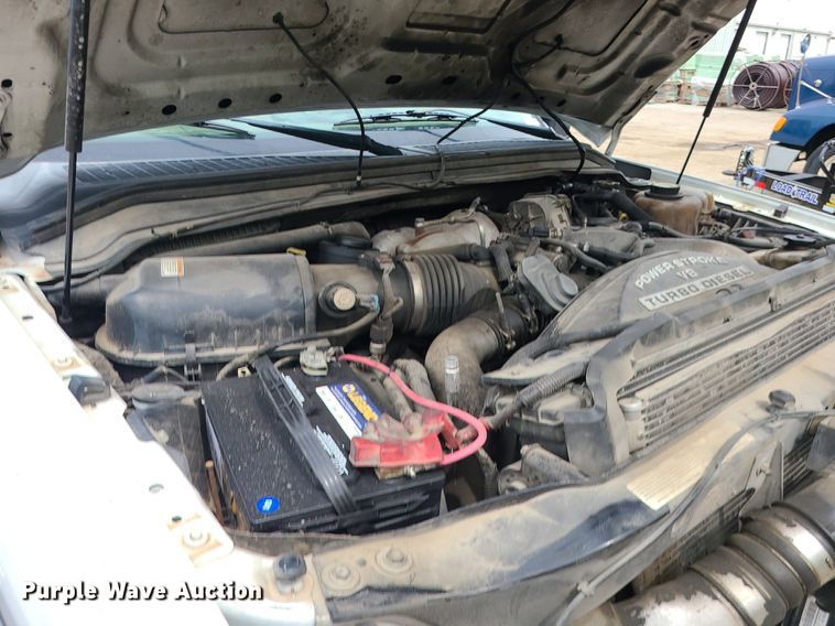 image for item MO9966 2008 Ford F550 Super Duty  dump truck