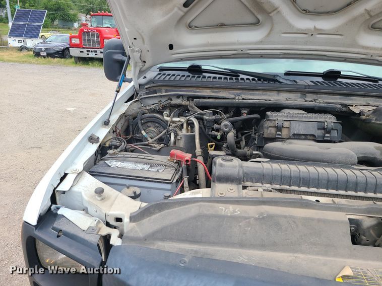 image for item MO9967 2007 Ford F250 Super Duty  SuperCab utility bed pickup truck