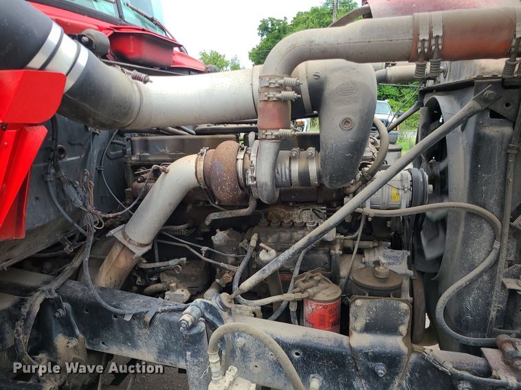 image for item MO9968 1988 Mack R690T  flatbed truck