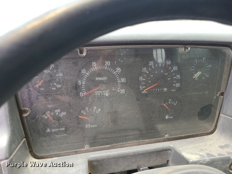 image for item MO9969 1999 Sterling L-Line  dump truck