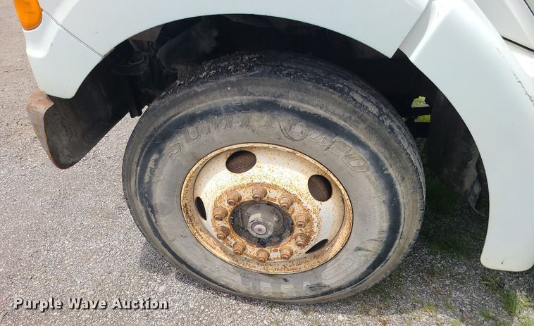 image for item MO9969 1999 Sterling L-Line  dump truck