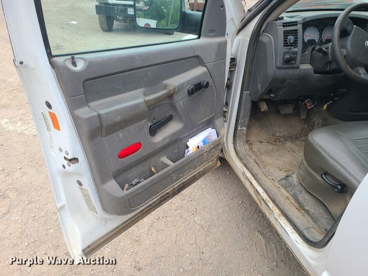 image for item MO9972 2009 Dodge Ram 2500HD  Quad Cab utility bed pickup truck