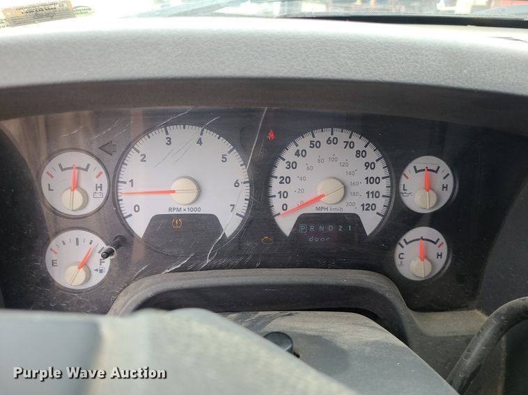 image for item MO9972 2009 Dodge Ram 2500HD  Quad Cab utility bed pickup truck