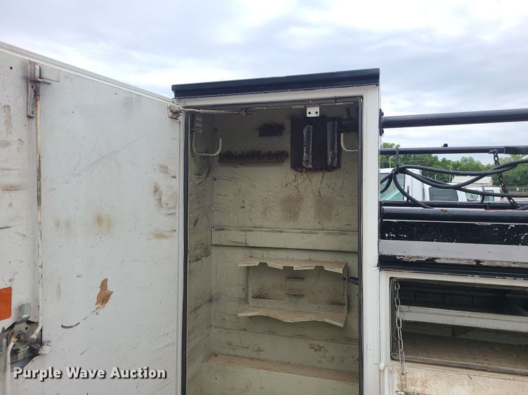 image for item MO9972 2009 Dodge Ram 2500HD  Quad Cab utility bed pickup truck